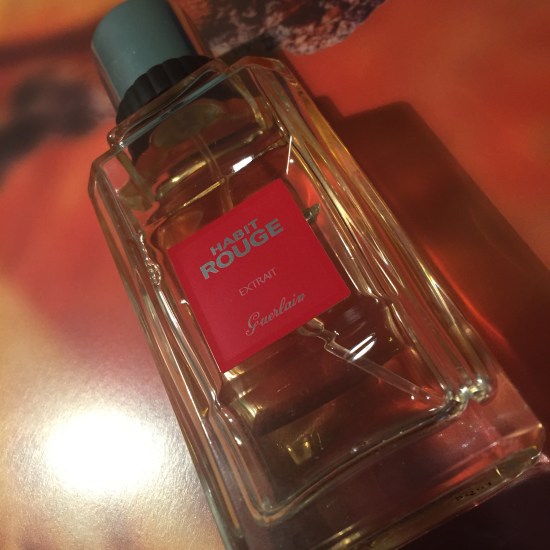 Habit Rouge Parfum 2 © 2016 Liam Sardea